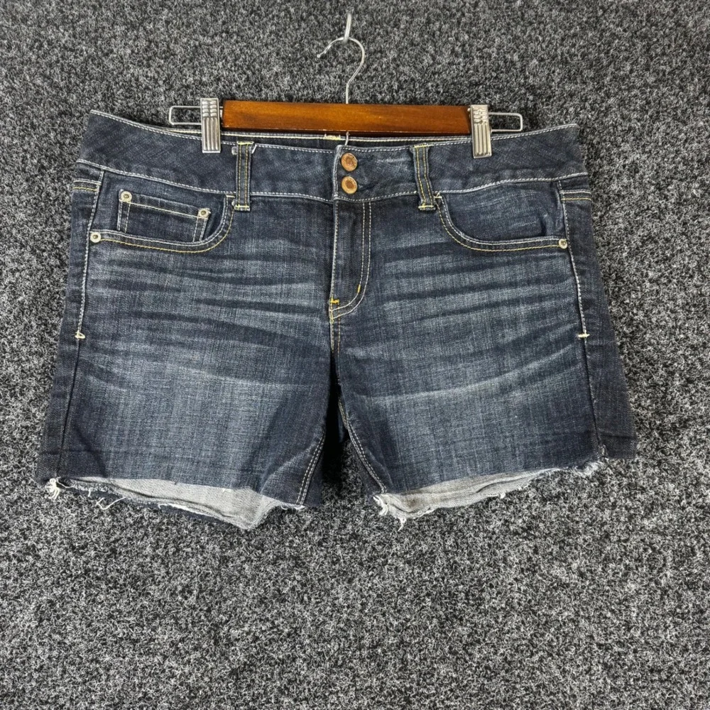American Eagle Artist Dark Wash Raw Hem Stretch Denim Shorts Womens 12 Long